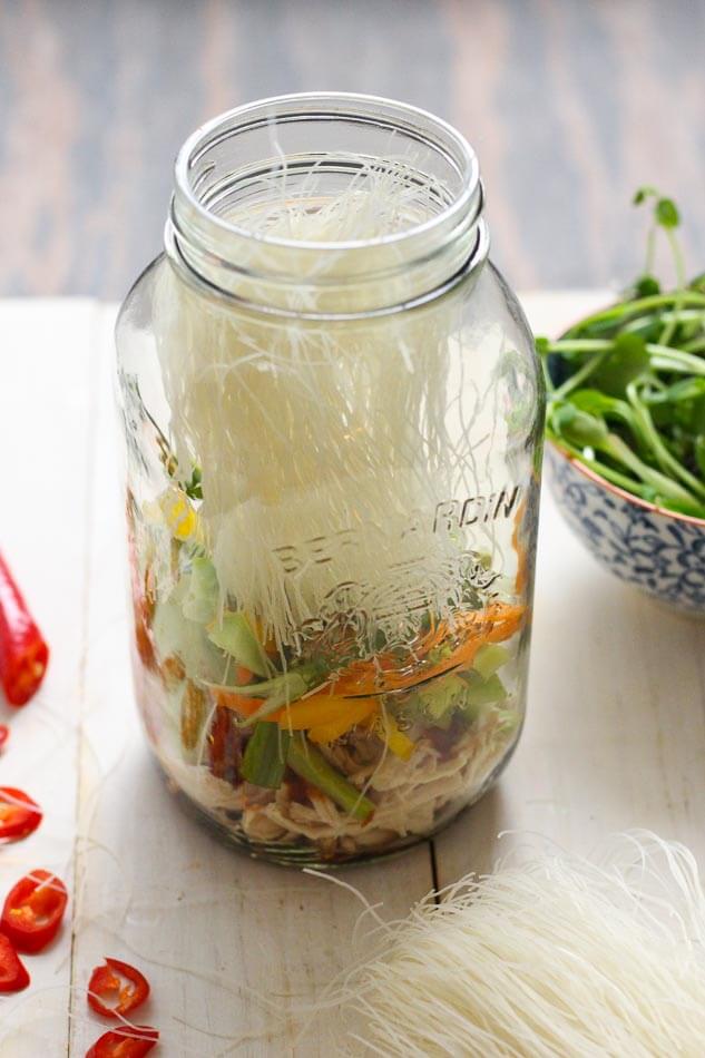 Mason Jar Instant Noodles - The Girl on Bloor