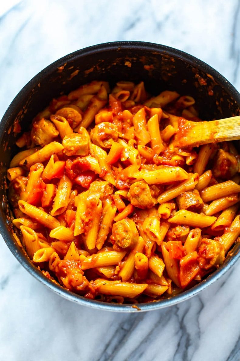 one-pot spicy pasta dinner