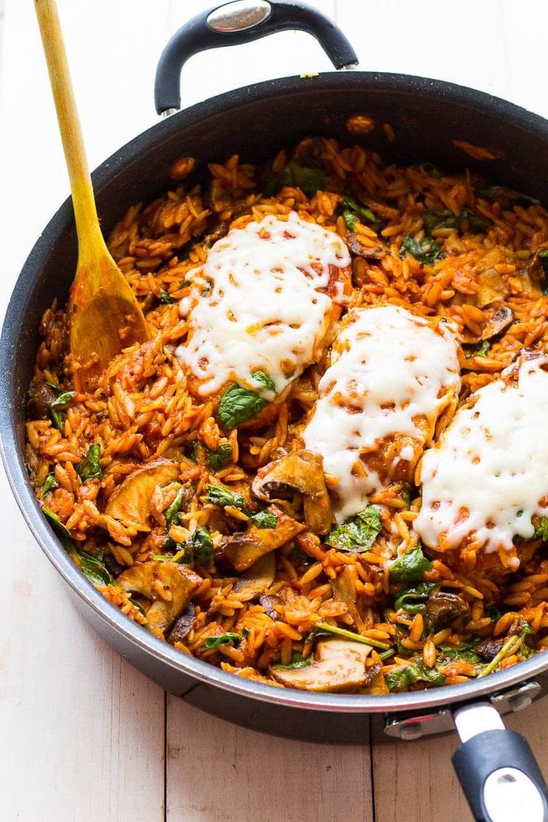 One Skillet Chicken Parmesan