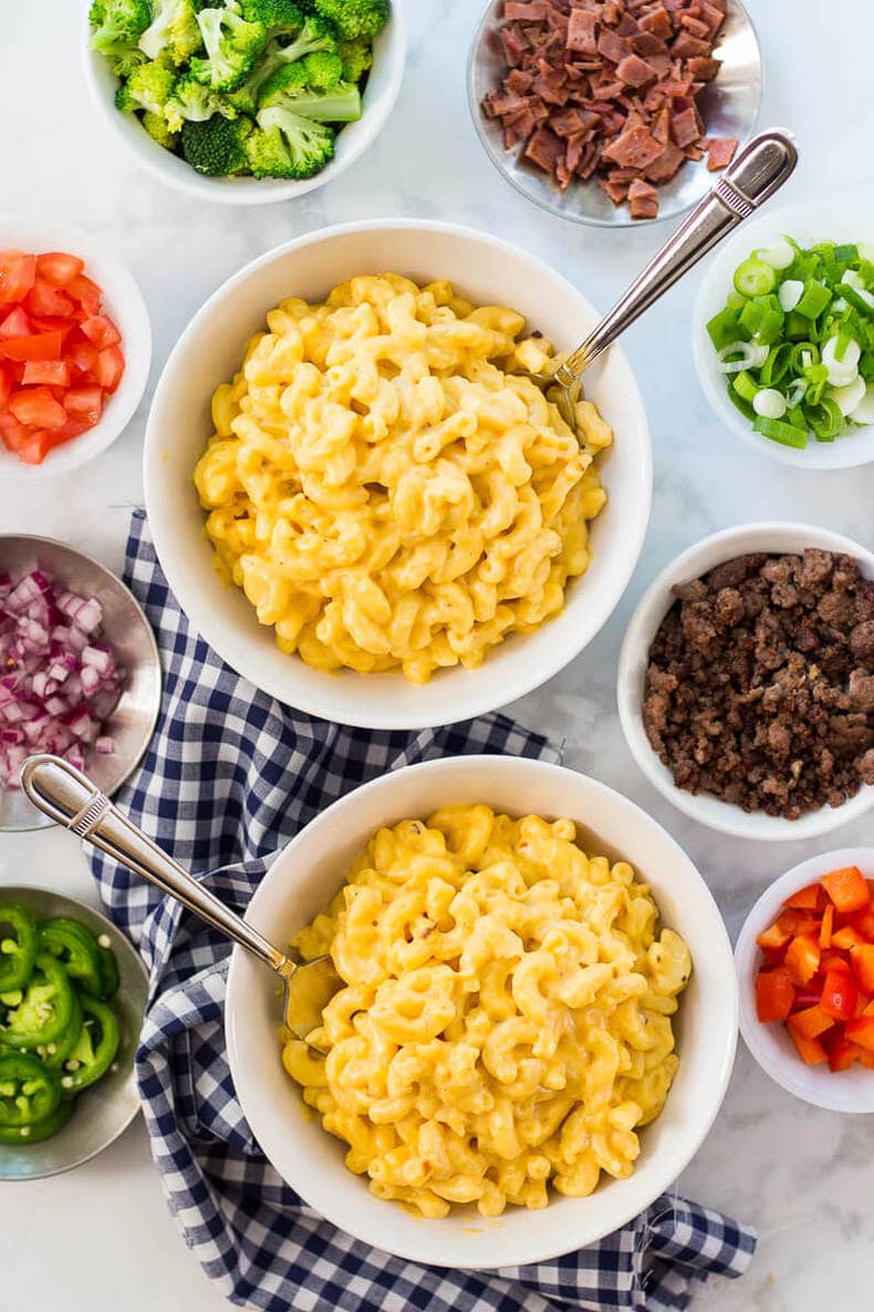 One Pot Creamy Mac and Cheese Bar