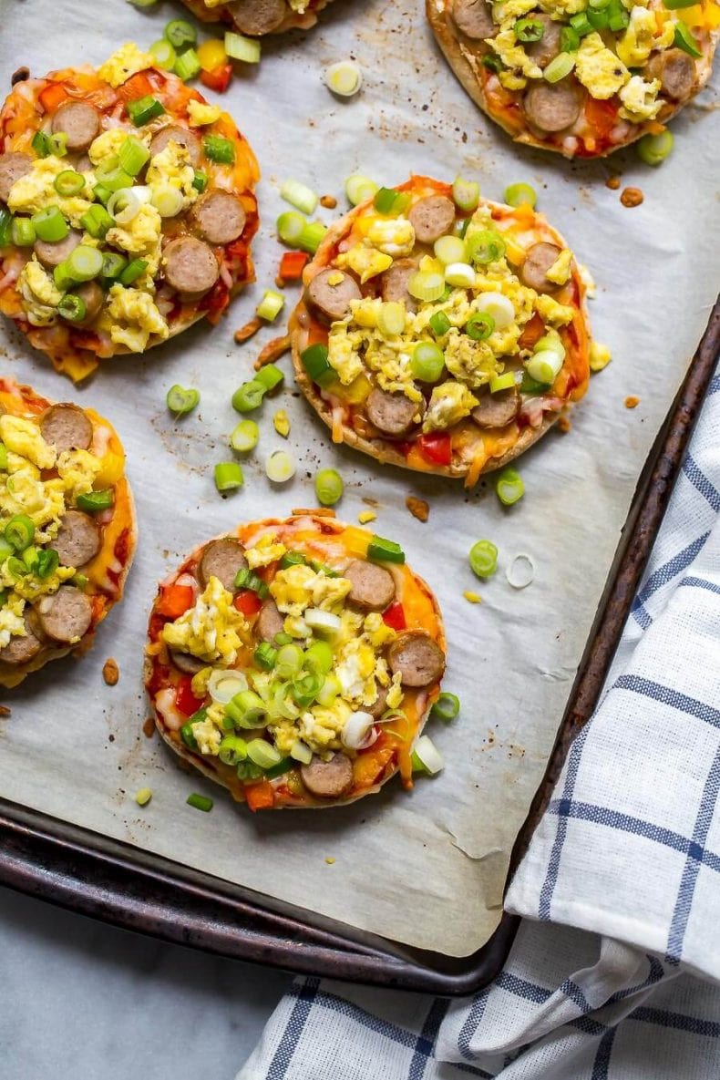 Freezer-Friendly Mini Breakfast Pizzas