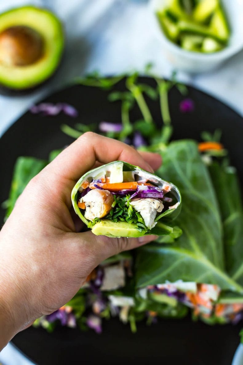 These Low Carb Garlic Chicken Collard Wraps are a delicious and healthy lunch idea jam-packed with veggies and a homemade vegan garlic sauce!