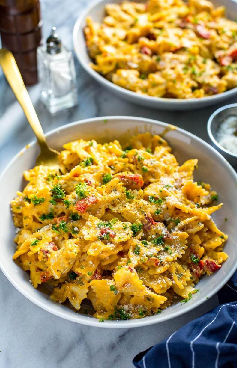 Healthy One Pot Pumpkin Alfredo