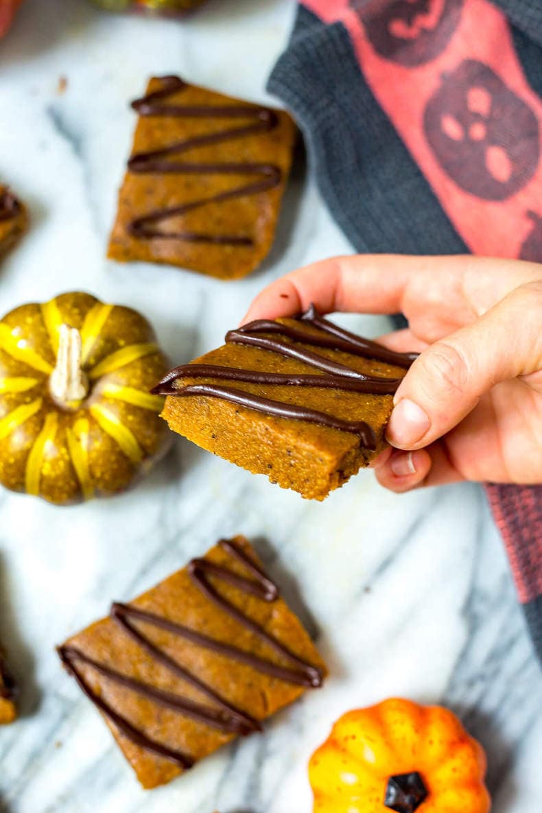 Pumpkin-Spice-Latte-Protein-Bars