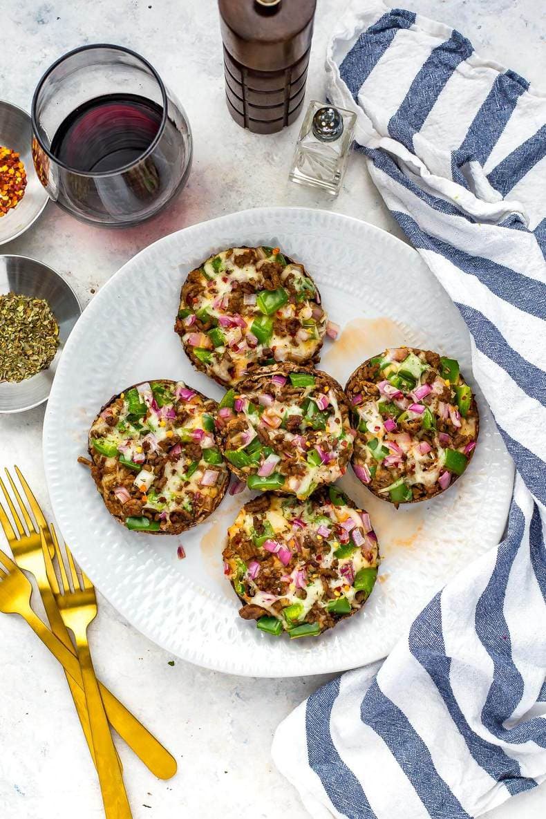 Easy Portobello Mushroom Pizzas {LowCarb} - The Girl on Bloor