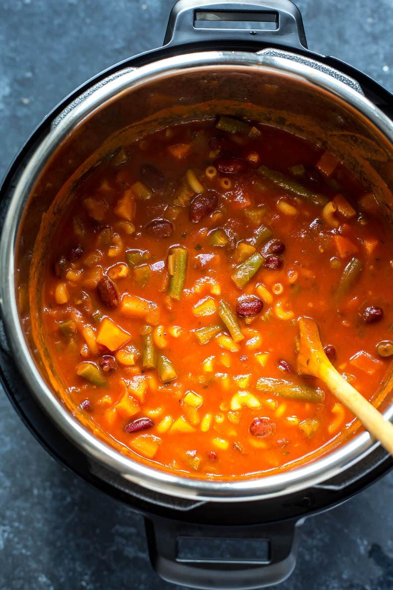 Instant Pot Minestrone Soup {Super Easy} - The Girl on Bloor