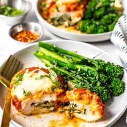 Easy Spinach Stuffed Chicken Roll Ups