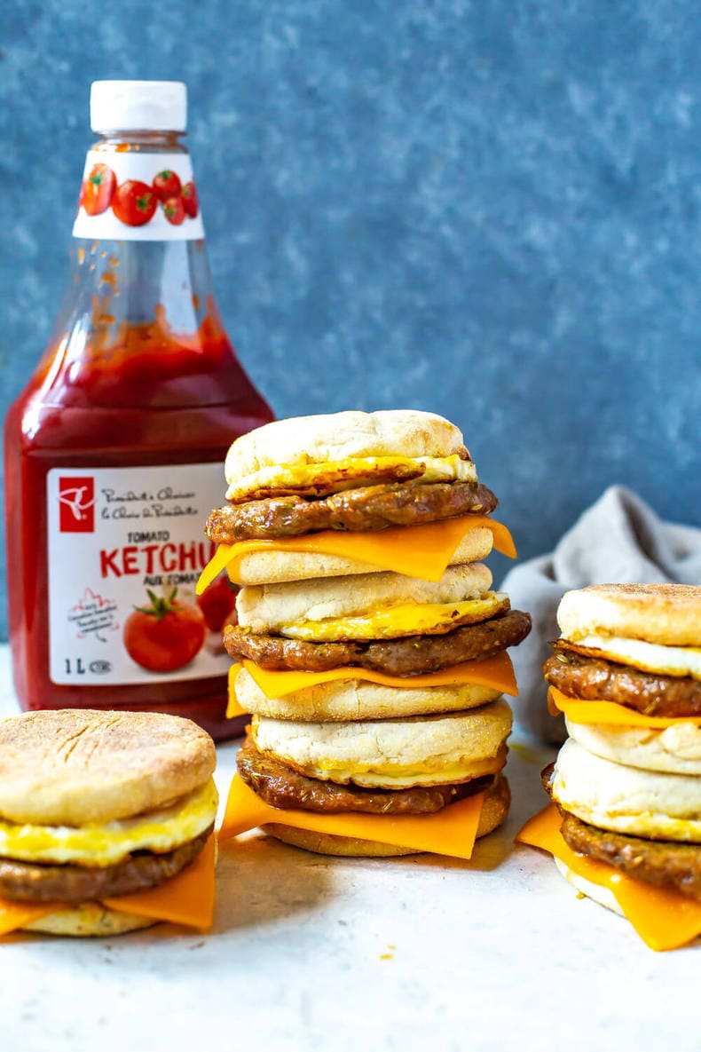 Meal Prep Egg McMuffin breakfast sandwiches with sausage and cheese