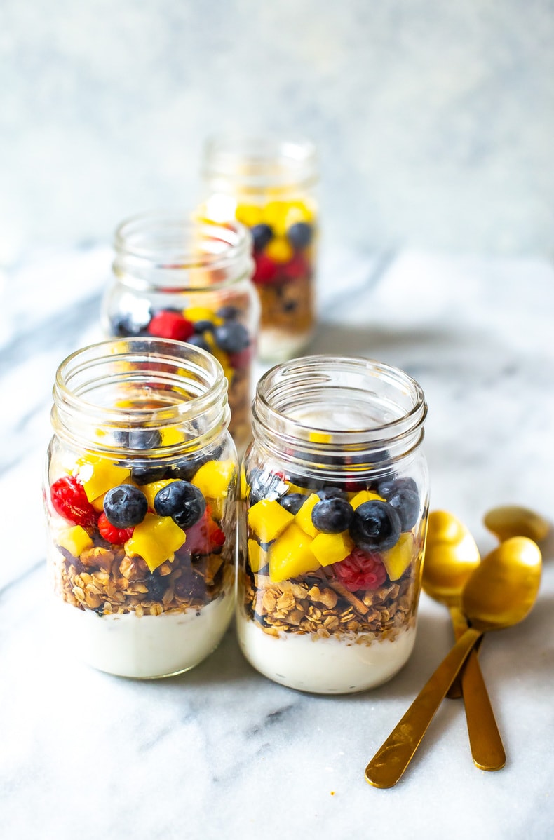 Meal Prep Yogurt Parfaits