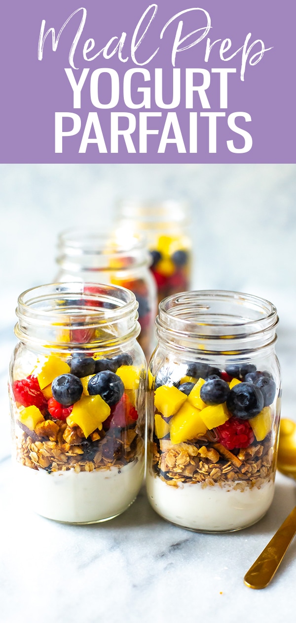 These Healthy Meal Prep Yogurt Parfaits are a great breakfast idea made using yogurt, granola & fruit - they're grab and go & easy to assemble in advance. #mealprep #yogurtparfaits #granola