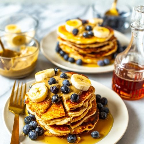 4-Ingredient Protein Pancakes