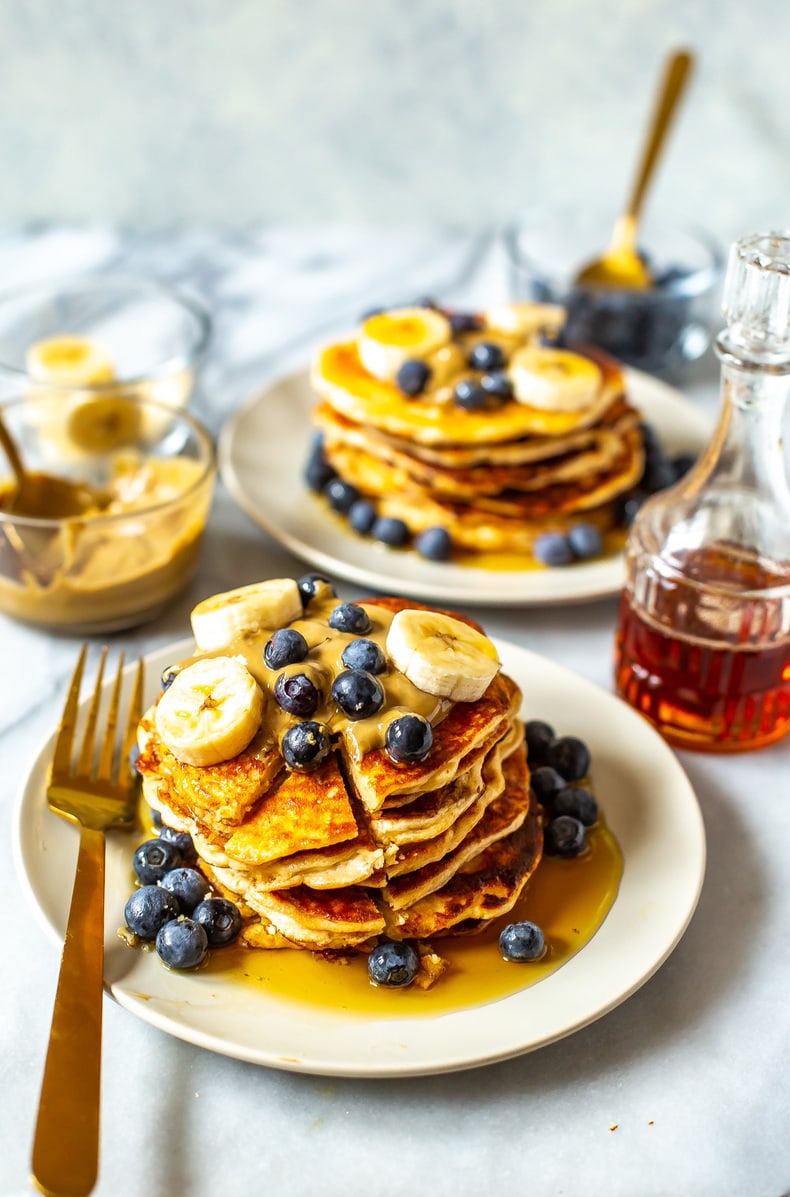 4 ingrédients pour des pancakes protéinés à la banane - MYPROTEIN™