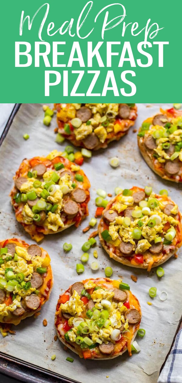 These Freezer-Friendly Mini Breakfast Pizzas are the perfect grab and go breakfast. Pop one in the microwave and enjoy on-the-go! #mealprep #breakfastpizzas