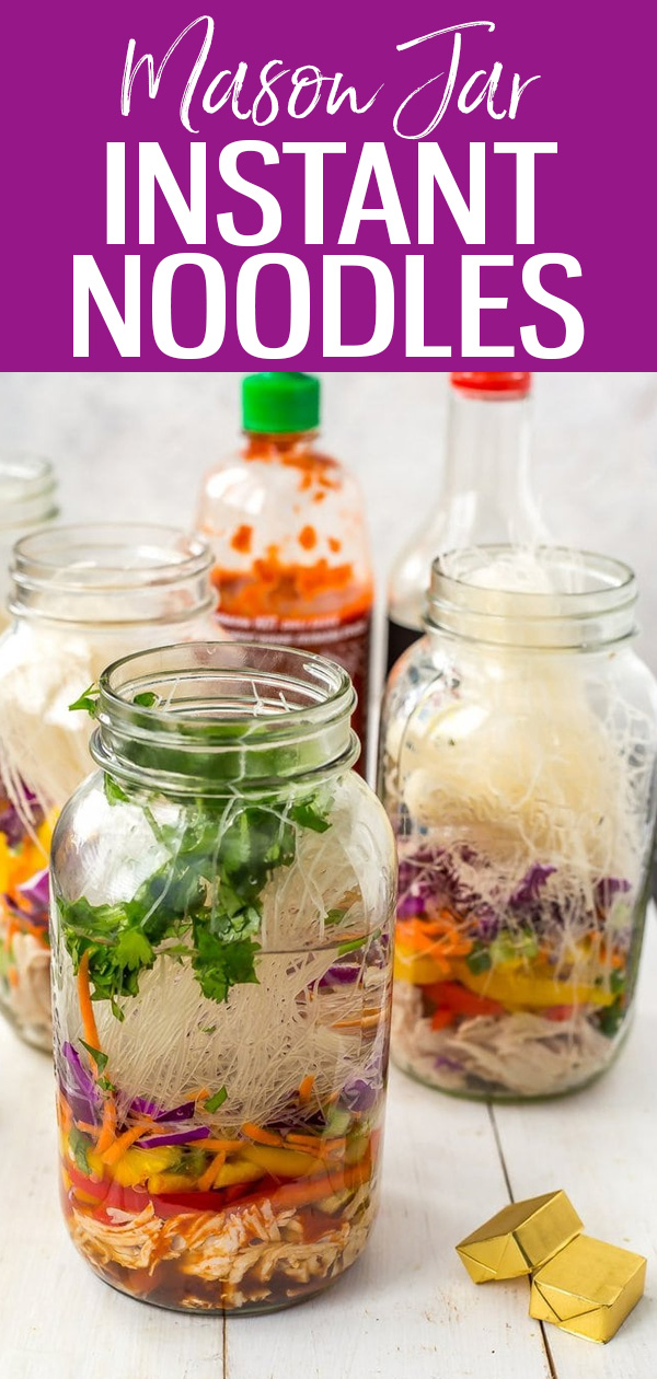 These Mason Jar Instant Noodles are the perfect work lunch. The jars are packed full of veggies, vermicelli noodles and shredded chicken! #instantnoodles #masonjar