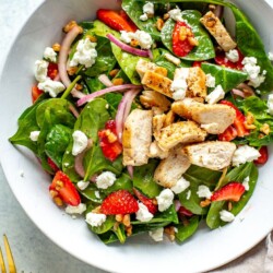 Strawberry Spinach Salad with Chicken