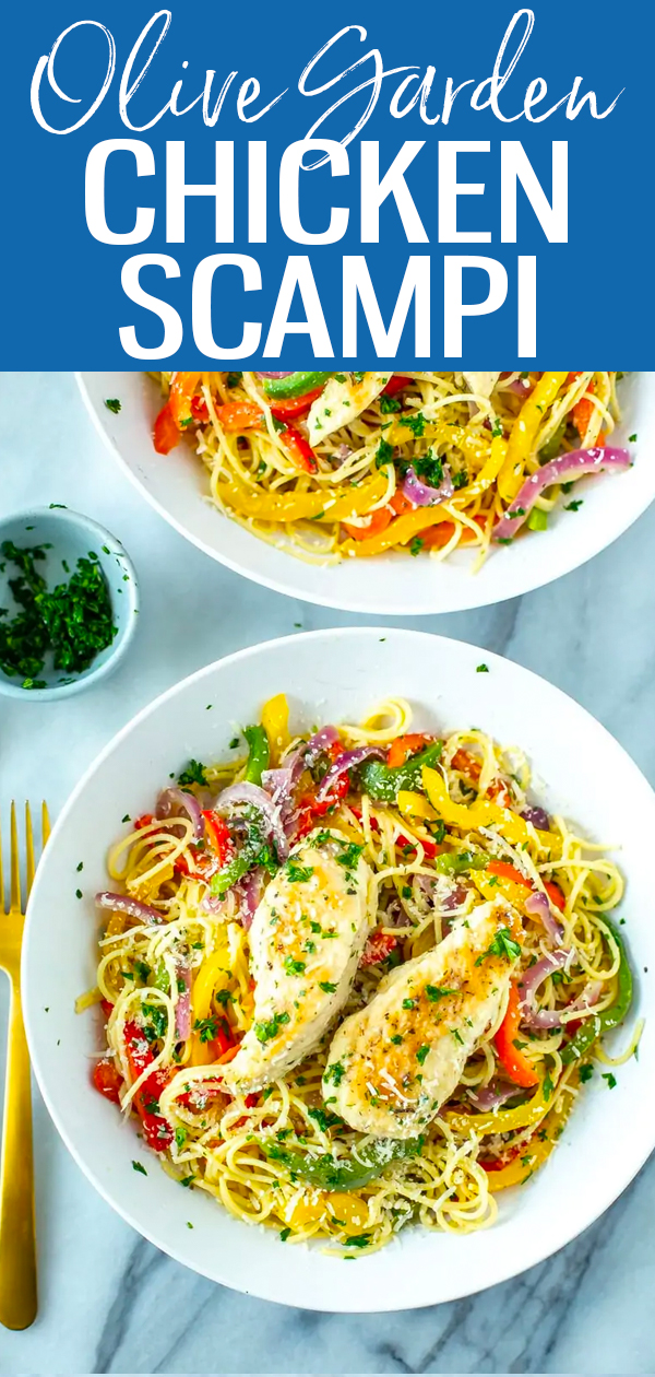 This Olive Garden Chicken Scampi copycat with creamy garlic white wine sauce is served with bell peppers, breaded chicken and red onion. #chickenscampi #olivegarden