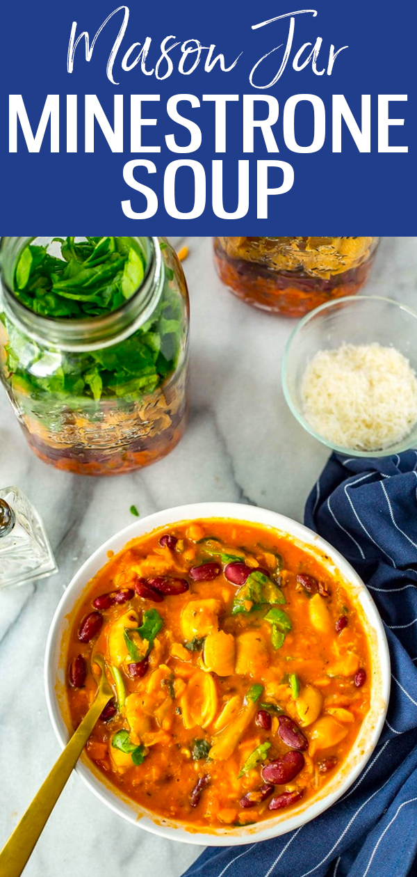 These Vegetarian Minestrone Soup Jars are a high-protein meal prep idea that comes together in less than 30 minutes. #minestronesoup #masonjar