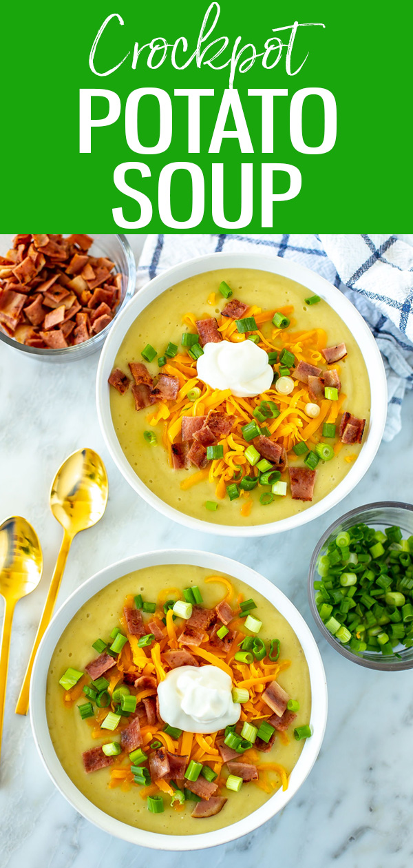This Easy Crockpot Potato Soup is the perfect dinner on cold, chilly nights. Top it with bacon, cheese, sour cream and more! #crockpot #potatosoup