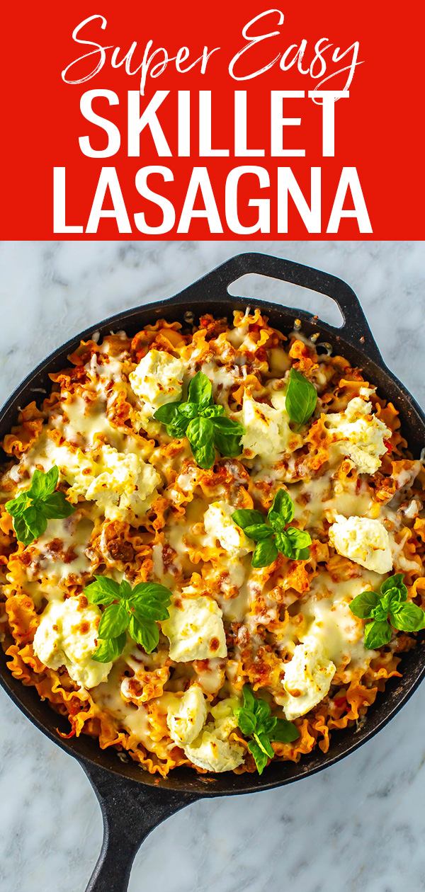 This Skillet Lasagna is SO easy! It takes only 30 minutes to make and comes together in one pan—it's the ultimate weeknight dinner. #skillet #lasagna