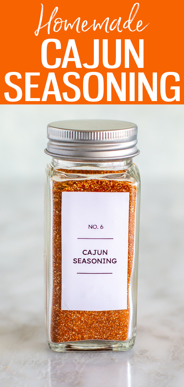 This homemade Cajun seasoning blend is made with paprika, cayenne and other spices you already have. Use it on chicken, shrimp and more! #cajunseasoning #spiceblend