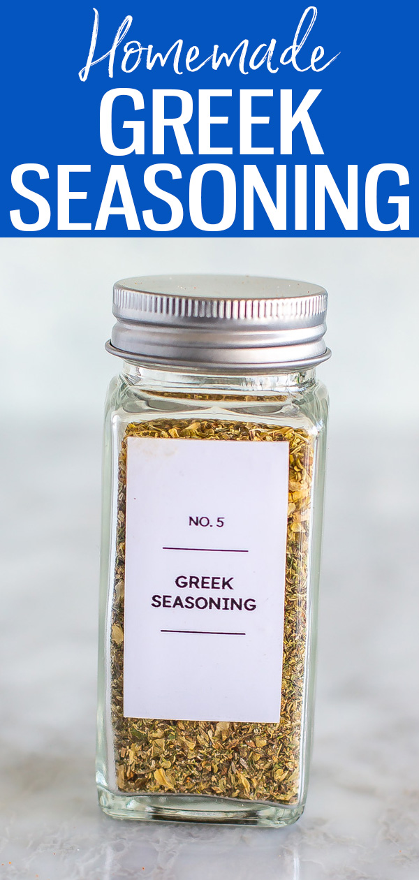 This homemade Greek seasoning is made of oregano, dill and other spices you already have! Use it for Mediterranean-inspired meals. #greekseasoning #spiceblend