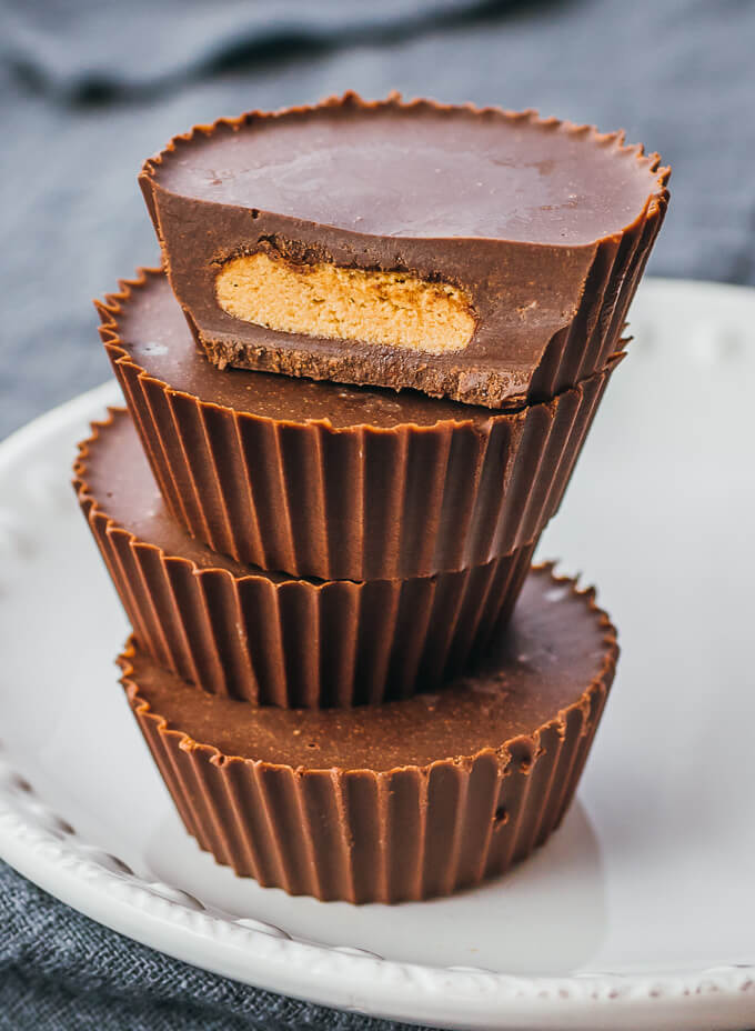Keto peanut butter cups
