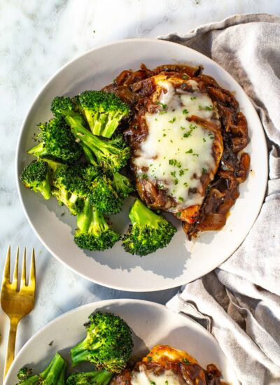 French onion chicken plated overhead shot