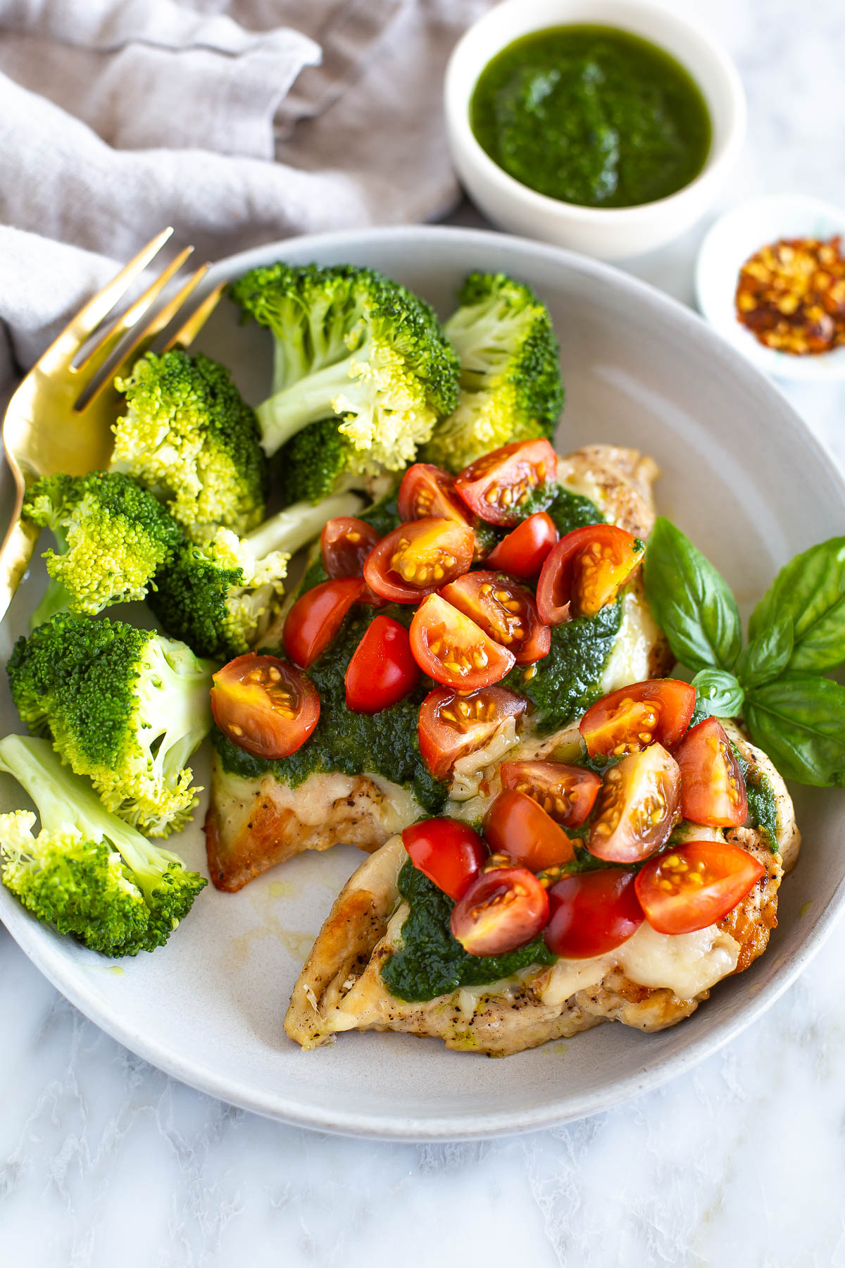 Grilled chicken margherita