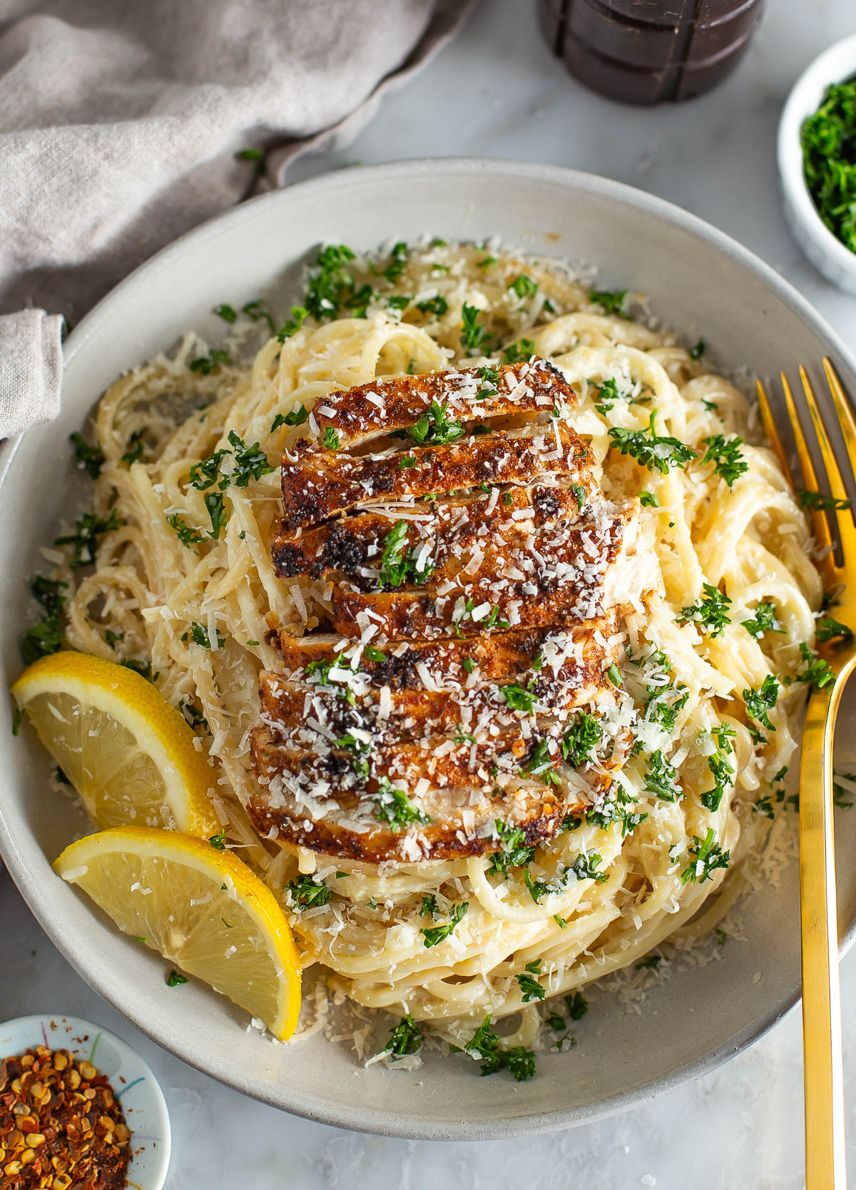 Creamy lemon chicken pasta