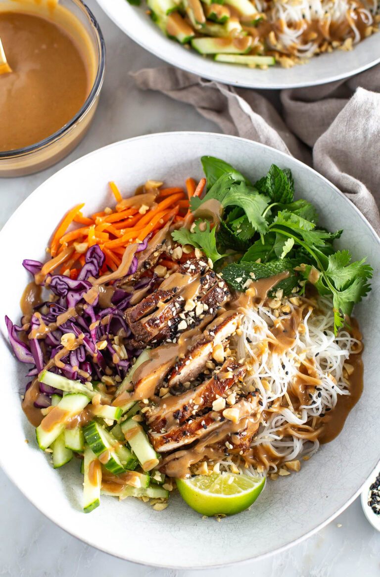 Spring Roll in a Bowl - The Girl on Bloor