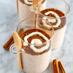 Cinnamon roll overnight oats