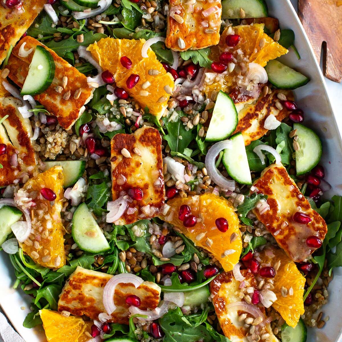 Halloumi salad